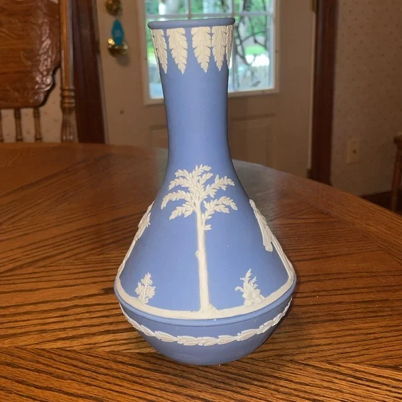 Wedgwood Blue Jasperware 7.5 " Vase - Picture 5 of 8